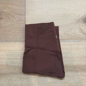 Athleta Salutation Stash Pocket II Tight Leggings Size Small